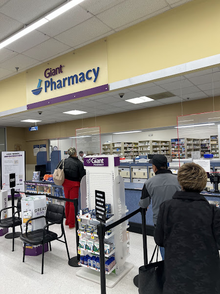 Giant Pharmacy