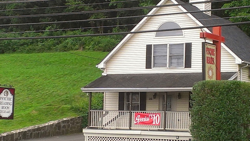 Psychic Reading Room