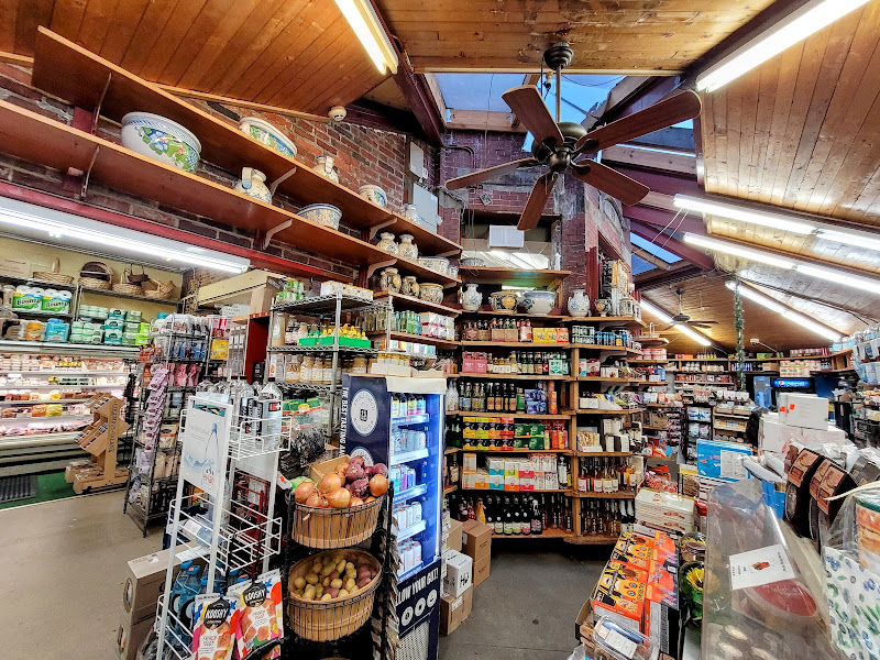 Deluca's Market