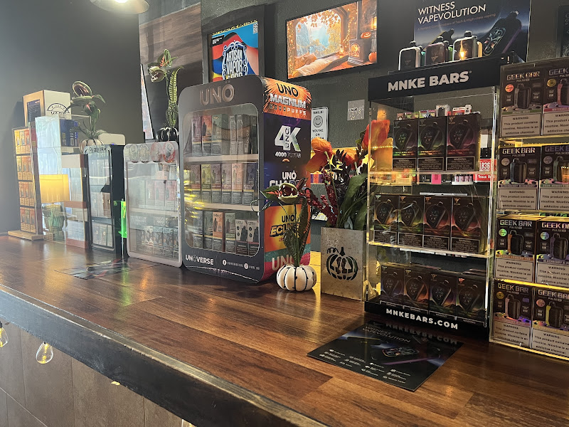 Artisan Vapor & CBD Addison | Vape Shop | Smoke Shop | Delta 8 THC | THCA | Geek Bar | Hometown Hero | 3Chi | Kratom