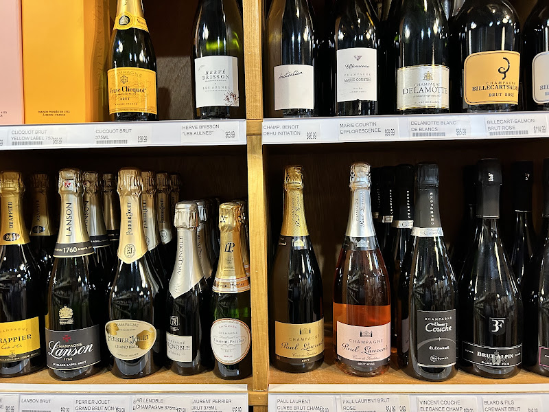 Briarwood Mart Wines & Spirits