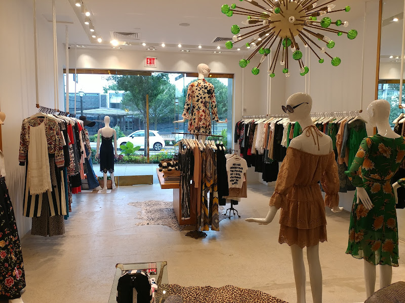 ALICE + OLIVIA