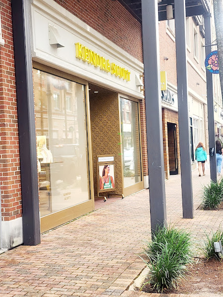Kendra Scott