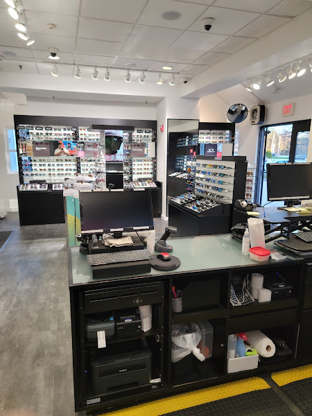 Sunglass Hut