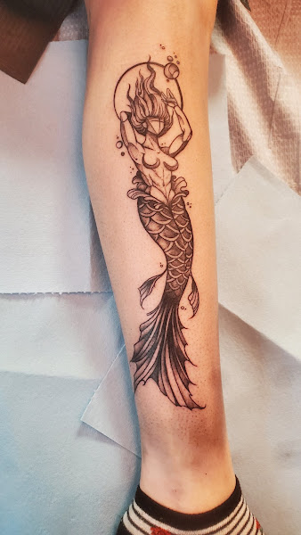 Red Dahlia Tattoo and Arts