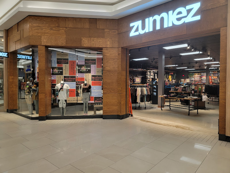 Zumiez