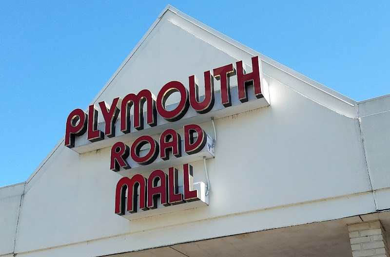 Plymouth Road Mall