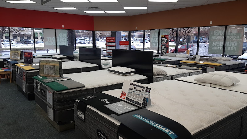 Mattress Firm Outlet - Aurora
