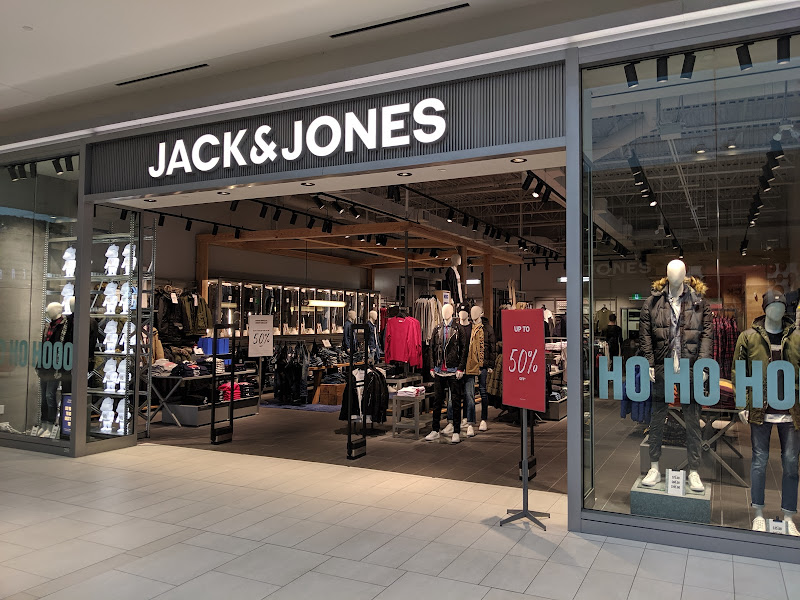 JACK & JONES