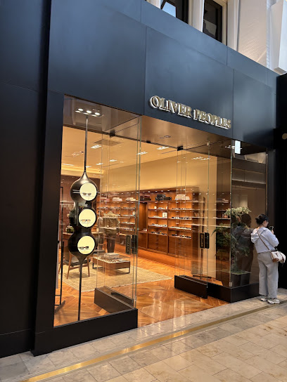 Oliver Peoples