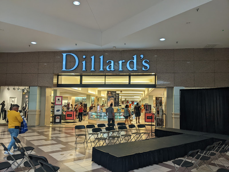 Dillard's Lakeland square mall