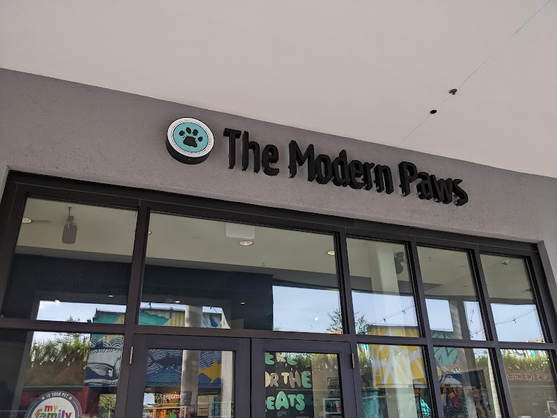 The Modern Paws