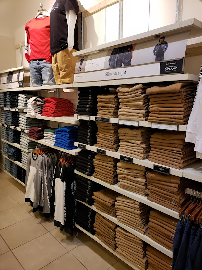 American Eagle Outfitters