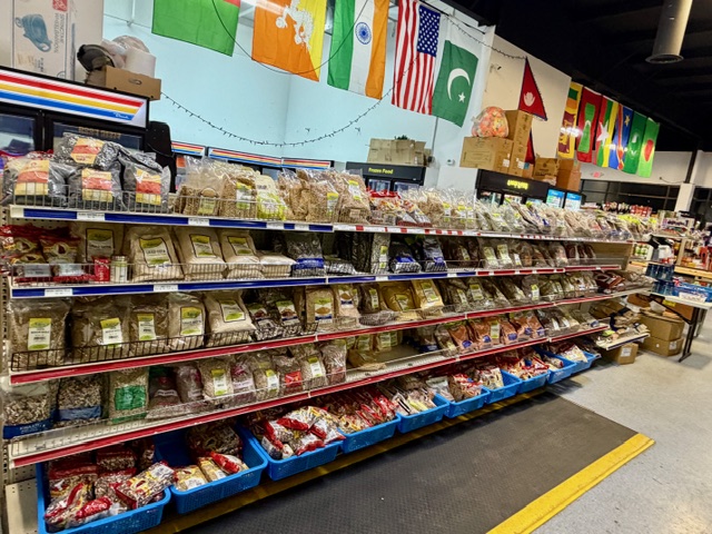 Everest Grocery Store