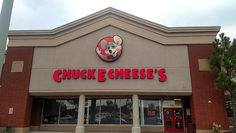Chuck E. Cheese