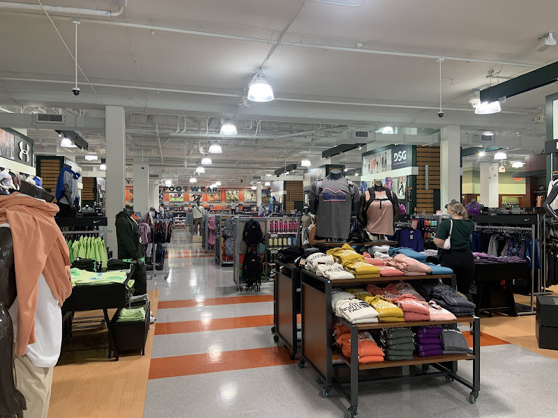 Dick's Sporting Goods