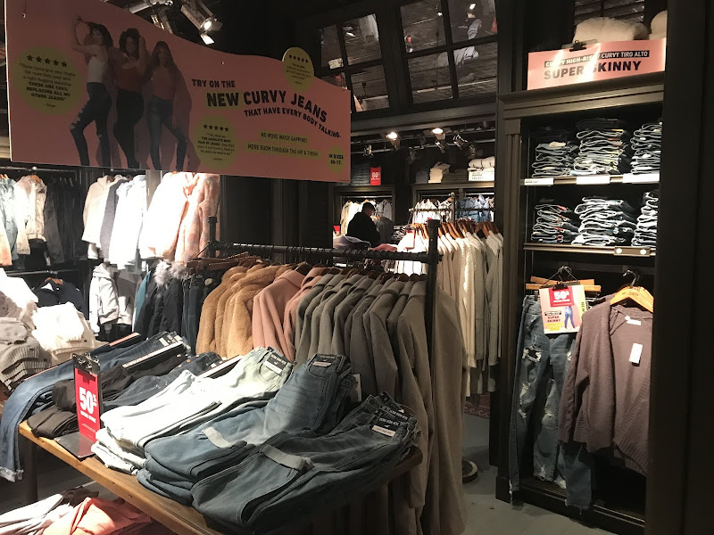 Hollister