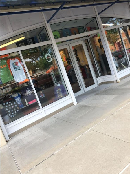 T-MANIA HAMPTON