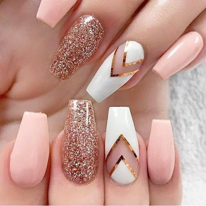 Luxury Nails & Spa