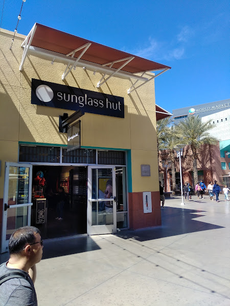 Sunglass Hut