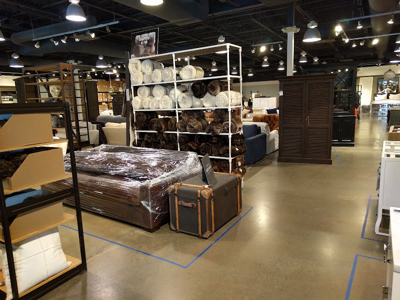 RH Outlet Leesburg