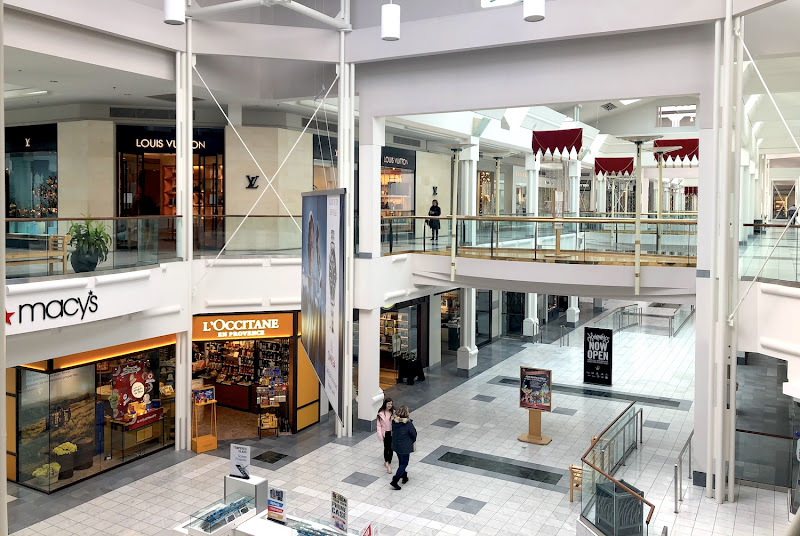The Mall at Green Hills