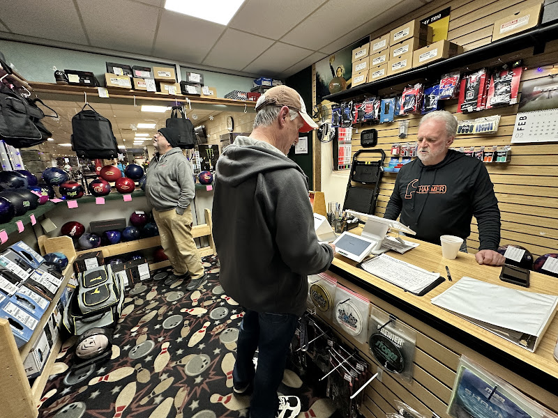 Fastlane Bowling Pro Shop