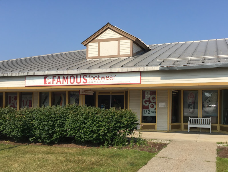 Famous Footwear Outlet