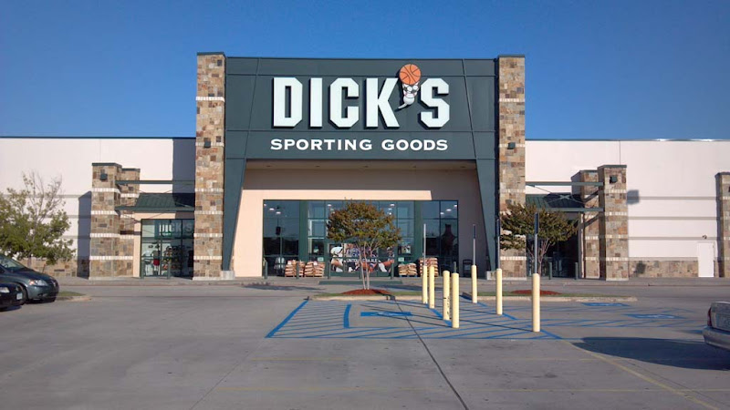 Dick's Sporting Goods