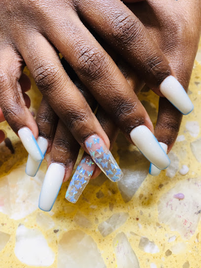 Le Nails
