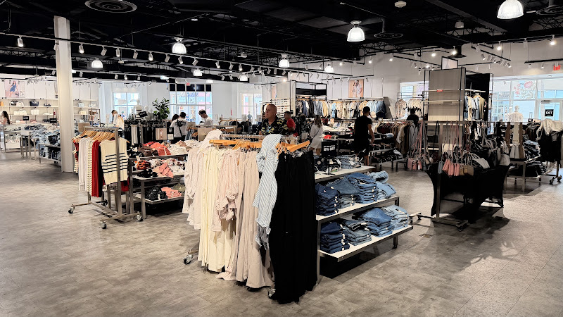 Guess Factory Store