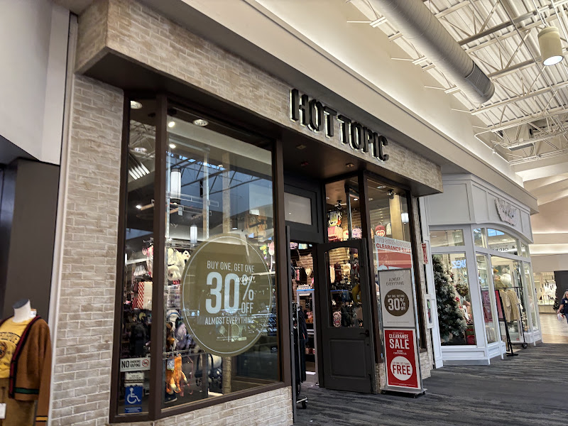 Hot Topic