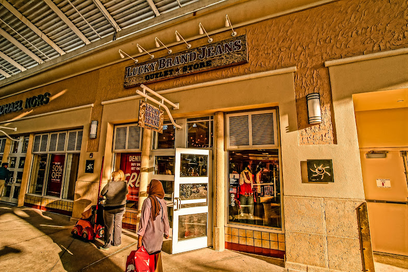 Lucky Brand