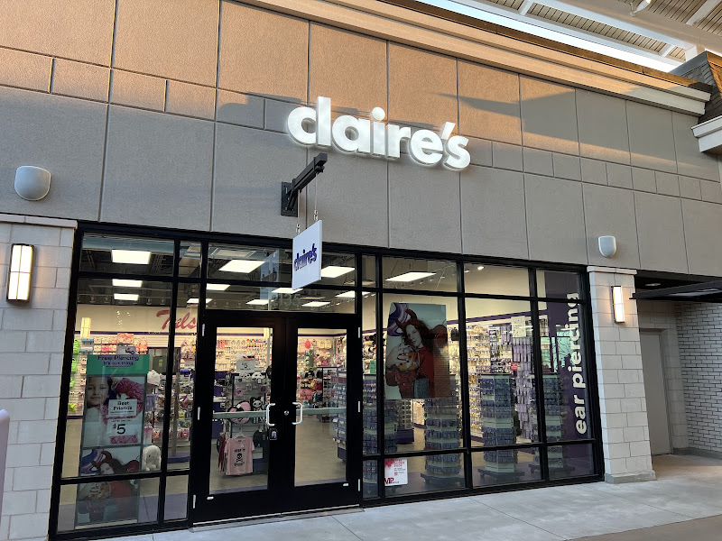claire's