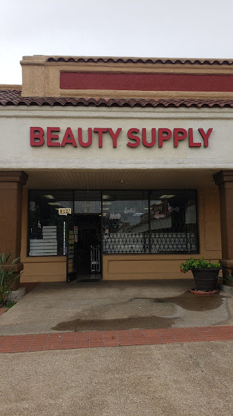 Beauty chord by natural hair