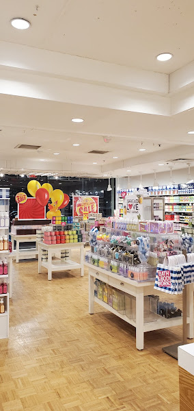 Bath & Body Works