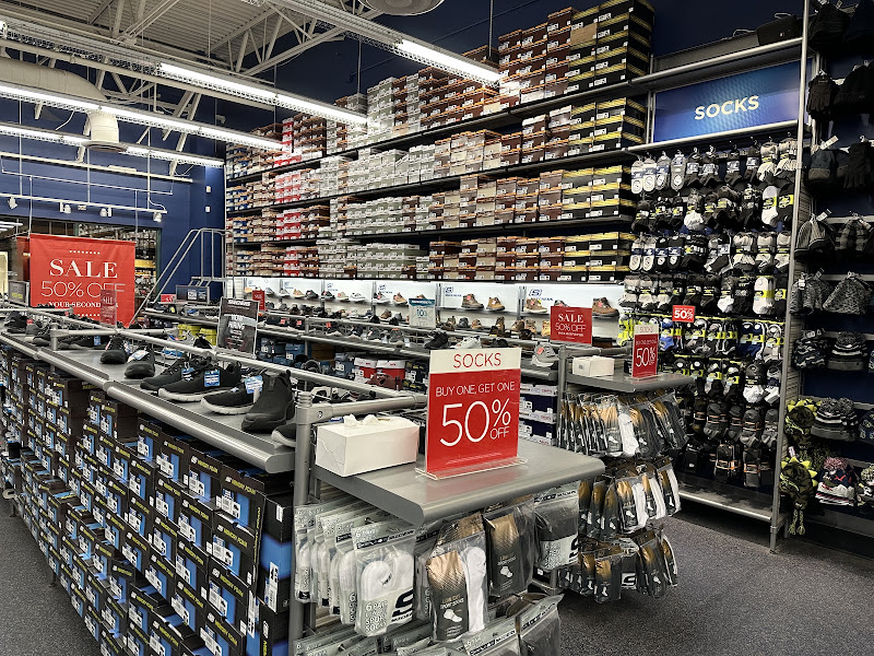 SKECHERS Factory Outlet