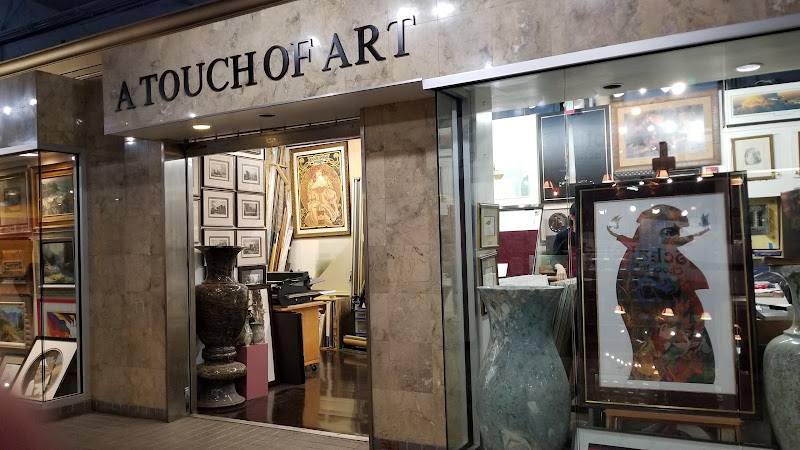 A Touch of Art & Framing