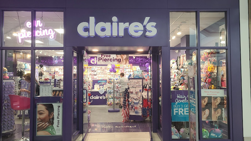 claire's