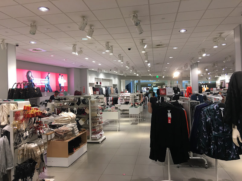 H&M