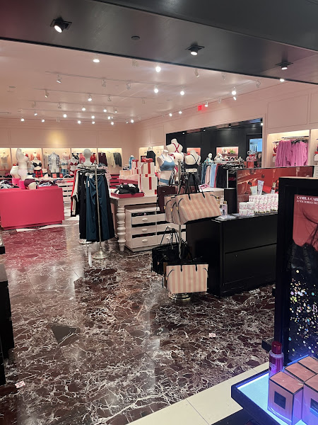 Victoria's Secret & PINK