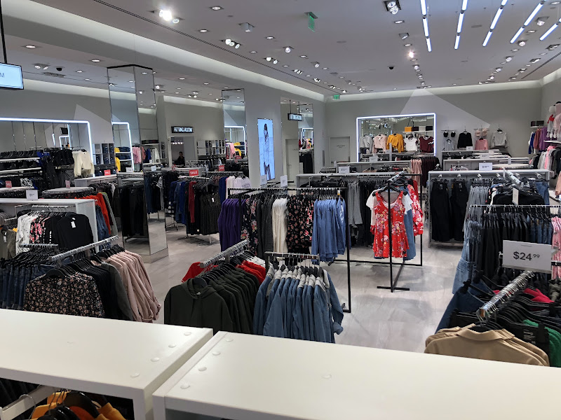 H&M