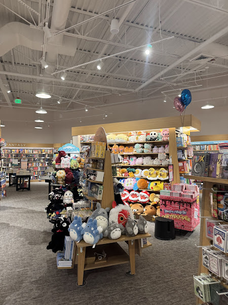 BARNES & NOBLE