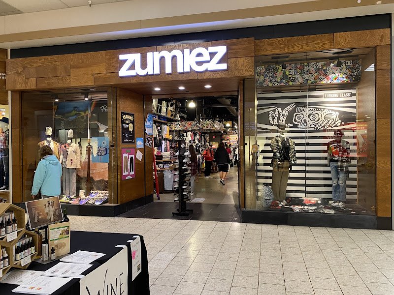 Zumiez