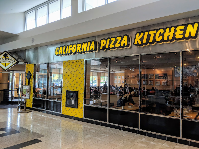 California Pizza Kitchen at Walt Whitman