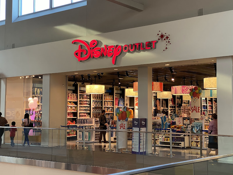 Disney Store Outlet