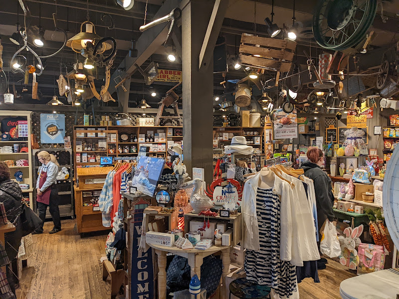 Cracker Barrel