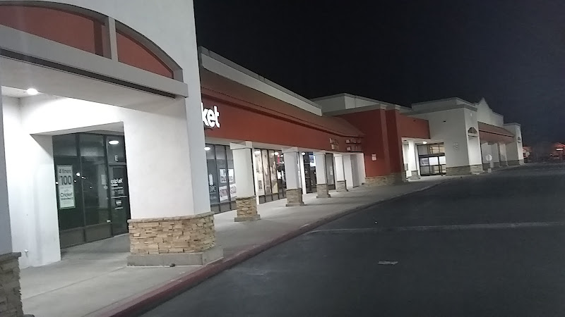 Ladera Shopping Center