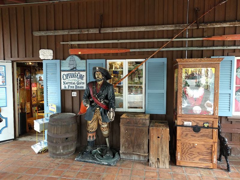 Captain's Cove