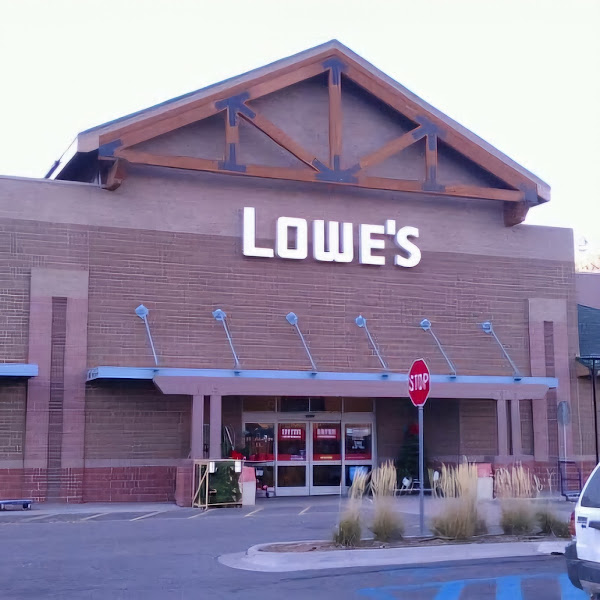 Lowe's Garden Center